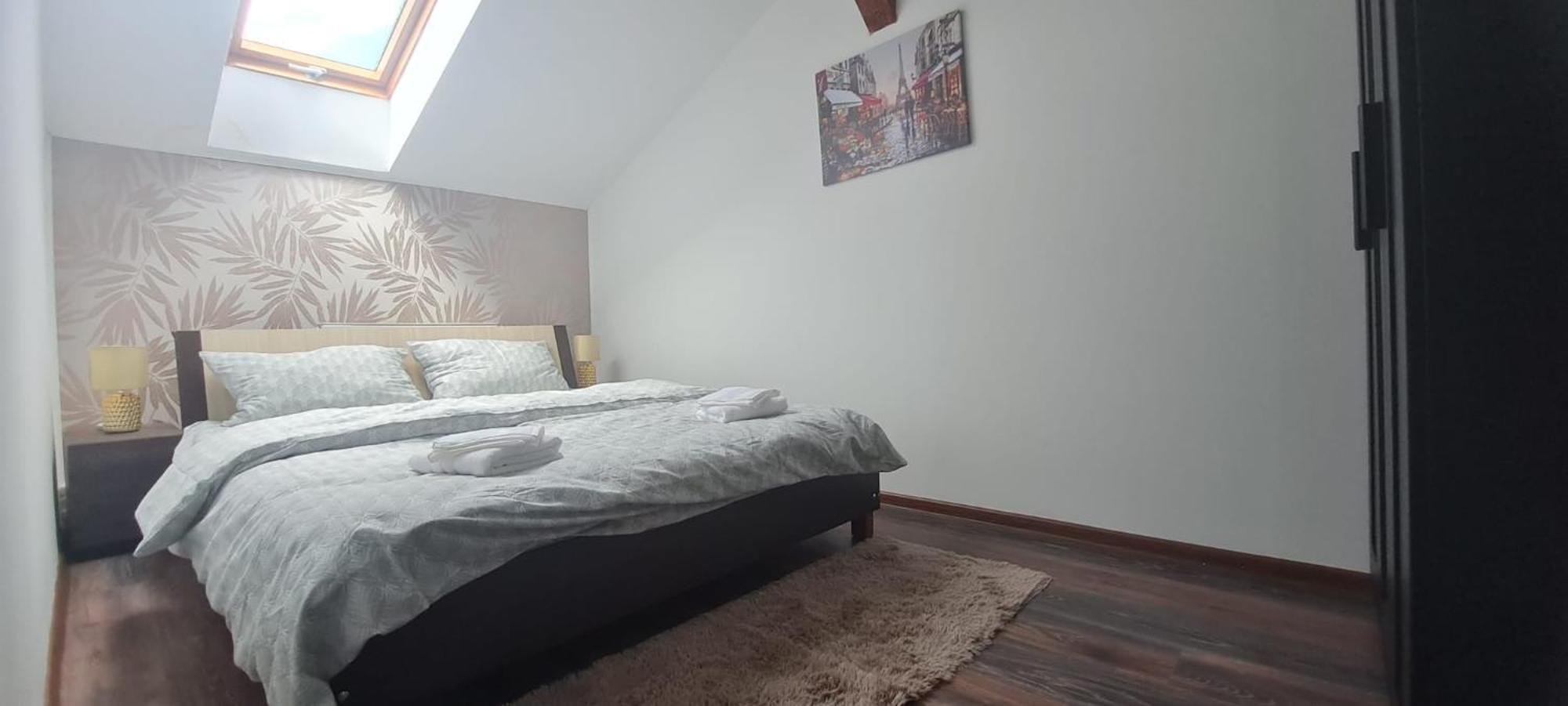 Cosy 2 Bedroom Apartment In New Town Braşov Eksteriør billede