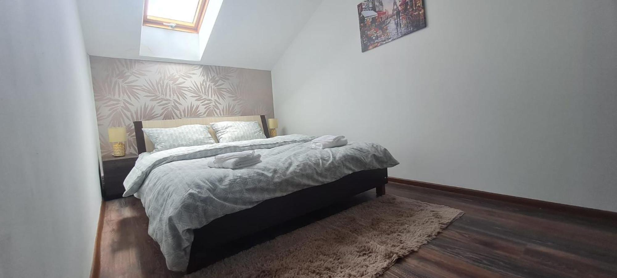 Cosy 2 Bedroom Apartment In New Town Braşov Eksteriør billede