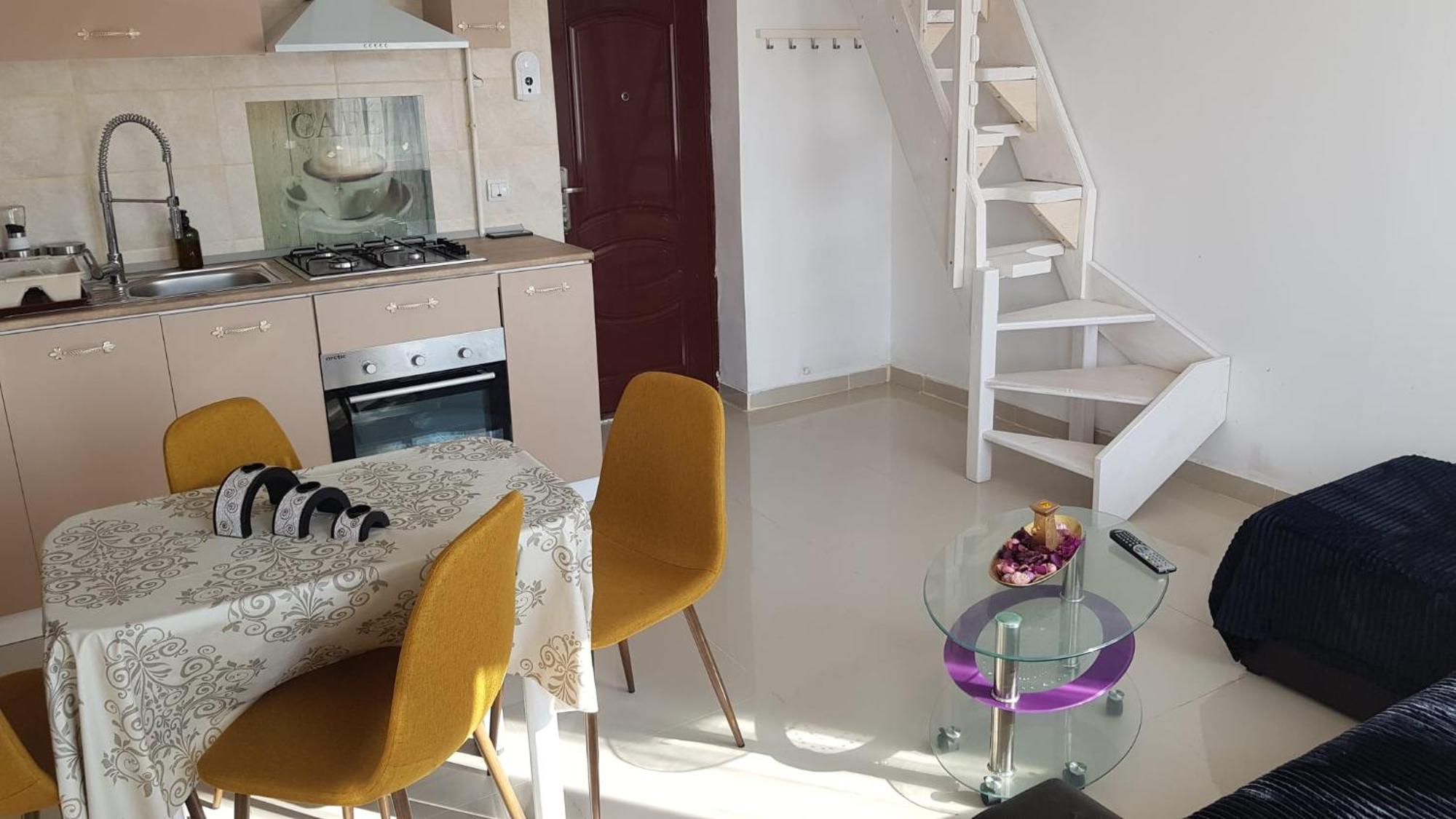 Cosy 2 Bedroom Apartment In New Town Braşov Eksteriør billede